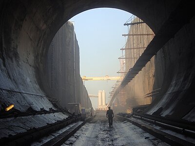 Amberg Engineering - Untertagbau - Spezialtiefbau - Tunnelbau - Ingenieurbau - Metro - Bahn - Strasse - Versorgungstunnel - Unterirdische Räume - Bauwerkserhaltung - Planung - Design - Statik - Projektmanagement - Geotechnik - BIM - Aerodynamik - Lüftung - Risiko Sicherheitsmanagement - Referenzen - Projekte - Gotthard Basistunnel - Brenner Basistunnel - Albula Tunnel - Metro Bukarest - Flughafen Montreal - Chip Fabrik - Versuchsstollen - Hochgeschwindigkeitszug - Versorgungseinrichtungen - Nuklearer Abfall - Amberg Engineering - Schweiz - Management Team - Marktverantwortliche - Nachhaltigkeit - Fachverbände - Karriere - Jobs - News - Events - Company Engineering - Underground construction - Specialist deep construction - Tunneling - Civil engineering - Metro - Railway - Road - Utility tunnel - Subterranean spaces - Structural maintenance - Planning - Design - Statics - Project management - Geotechnics - BIM - Aerodynamics - Ventilation - Risk & Safety Management - References - Projects - Gotthard Base Tunnel - Brenner Base Tunnel - Albula Tunnel - Bucharest Metro - Montreal Airport - Underground chip factory - Test gallery - High-speed train - Utility facilities - Nuclear waste - Amberg Engineering - Switzerland - Management Team - Market Managers - Sustainability - Associations - Careers - Jobs - News - Events