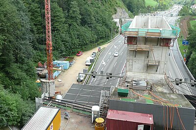 Amberg Group - BIM - BIM Building Information Modeling - BIM für Infrastrukturplanung - BIM Modell - CAD - Datamanagement - Digital Twin - Digitaler Tunnel - Digitaler Zwilling - Digitaler Zwilling Logistik - Digitales Bauen - Digitalisierung - Digitalisierung Baustelle - Digitalisierung Industrie 4.0 - Digitalisierung Logistik - IOT - Unterhaltsarbeiten - Zustandserfassung - Zustandserfassung Betonbauwerke - Zustandserfassung Verkehrsflächen - Bauwesen - Geomatik - Hochbau - Tiefbau - Infrastruktur - Infrastrukturplanung - Infrastrukturbau - Infrastrukturbauten - Infrastrukturplanung mit BIM - Instandsetzung - Kommunale Infrastruktur - Öffentliche Infrastruktur - Personenverkehr - Schiene - Strasse - Strassenbau - Strategische Infrastrukturplanung - Verkehrsentwicklung - Verkehrsinfrastruktur - Vermessung - Vernetzte Mobilität - Baustellenlogistik - Baustellenmanagement - Transportlogistik - City Hub - Stadtlogistik - Bauwerksmonitoring - GeoMonitoring - Objektüberwachung - Schadensbewertung - Software für Objektüberwachung - Nachhaltigkeit - Green Farming - Lärmschutz - Restwassernutzung - Architektur - Design - Facility Management - Gebäudetechnik - Hochbau - Innenarchitektur - Landschaftsarchitektur - Liegenschaftsverwaltung - Stadtentwicklung - Stadtplanung - Städtebau - Smart City - Smart City Hub - Smart City Projekte - Tunnel - Tunnelbau - Tunnelunterhalt - Untertagebau - Versorgungsinfrastruktur - Energie - CO2 Neutral - Solarenergie - Windenergie - Wasser - Abwasser - Versorgungsmanagement - Sicherheitsmanagement - Eventlocation - Seminarraum - Teambuilding - Firmenausflug - Hochzeitslocation - Catering Optionen - Prüfungen - Testlabor - Materialprüfung - Qualitätskontrolle - Hagerbach Test Gallery - BIM - BIM Building Information Modeling - BIM for infrastructure planning - BIM Model - CAD - Data Management - Digital Twin - Digital Tunnel - Digital Twin Logistics - Digital Construction - Digitalisation - Digitalisation construction site - Digitalisation industry 4.0 - IoT - Maintenance work - Condition assessment - Concrete structure monitoring - Traffic surface assessment - Civil engineering - Geomatics - Building construction - Infrastructure - Infrastructure planning - Infrastructure construction - Infrastructure projects - Infrastructure planning with BIM - Renovation - Public infrastructure - Urban infrastructure - Rail - Road - Road construction - Strategic infrastructure planning - Traffic development - Transport infrastructure - Surveying - Connected mobility - Construction site logistics - Construction management - Transport logistics - City Hub - City logistics - Structural monitoring - GeoMonitoring - Object monitoring - Damage assessment - Monitoring software - Sustainability - Green Farming - Noise protection - Wastewater reuse - Architecture - Design - Facility Management - Building technology - Building maintenance - Interior design - Landscape architecture - Real estate management - Urban development - City planning - Urban planning - Smart City - Smart City hub - Smart City projects - Tunnel - Tunnel construction - Tunnel maintenance - Underground construction - Supply infrastructure - Energy - CO2 Neutral - Solar energy - Wind energy - Water - Wastewater - Supply management - Safety management - Event location - Seminar room - Team building - Corporate excursion - Wedding venue - Catering options - Laboratory services - Material testing - Quality control - Hagerbach Test Gallery