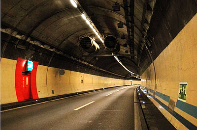 Amberg Engineering - Untertagbau - Spezialtiefbau - Tunnelbau - Ingenieurbau - Metro - Bahn - Strasse - Versorgungstunnel - Unterirdische Räume - Bauwerkserhaltung - Planung - Design - Statik - Projektmanagement - Geotechnik - BIM - Aerodynamik - Lüftung - Risiko Sicherheitsmanagement - Referenzen - Projekte - Gotthard Basistunnel - Brenner Basistunnel - Albula Tunnel - Metro Bukarest - Flughafen Montreal - Chip Fabrik - Versuchsstollen - Hochgeschwindigkeitszug - Versorgungseinrichtungen - Nuklearer Abfall - Amberg Engineering - Schweiz - Management Team - Marktverantwortliche - Nachhaltigkeit - Fachverbände - Karriere - Jobs - News - Events - Company Engineering - Underground construction - Specialist deep construction - Tunneling - Civil engineering - Metro - Railway - Road - Utility tunnel - Subterranean spaces - Structural maintenance - Planning - Design - Statics - Project management - Geotechnics - BIM - Aerodynamics - Ventilation - Risk & Safety Management - References - Projects - Gotthard Base Tunnel - Brenner Base Tunnel - Albula Tunnel - Bucharest Metro - Montreal Airport - Underground chip factory - Test gallery - High-speed train - Utility facilities - Nuclear waste - Amberg Engineering - Switzerland - Management Team - Market Managers - Sustainability - Associations - Careers - Jobs - News - Events
