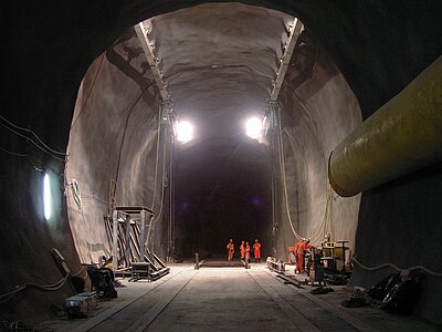 Amberg Engineering - Untertagbau - Spezialtiefbau - Tunnelbau - Ingenieurbau - Metro - Bahn - Strasse - Versorgungstunnel - Unterirdische Räume - Bauwerkserhaltung - Planung - Design - Statik - Projektmanagement - Geotechnik - BIM - Aerodynamik - Lüftung - Risiko Sicherheitsmanagement - Referenzen - Projekte - Gotthard Basistunnel - Brenner Basistunnel - Albula Tunnel - Metro Bukarest - Flughafen Montreal - Chip Fabrik - Versuchsstollen - Hochgeschwindigkeitszug - Versorgungseinrichtungen - Nuklearer Abfall - Amberg Engineering - Schweiz - Management Team - Marktverantwortliche - Nachhaltigkeit - Fachverbände - Karriere - Jobs - News - Events - Company Engineering - Underground construction - Specialist deep construction - Tunneling - Civil engineering - Metro - Railway - Road - Utility tunnel - Subterranean spaces - Structural maintenance - Planning - Design - Statics - Project management - Geotechnics - BIM - Aerodynamics - Ventilation - Risk & Safety Management - References - Projects - Gotthard Base Tunnel - Brenner Base Tunnel - Albula Tunnel - Bucharest Metro - Montreal Airport - Underground chip factory - Test gallery - High-speed train - Utility facilities - Nuclear waste - Amberg Engineering - Switzerland - Management Team - Market Managers - Sustainability - Associations - Careers - Jobs - News - Events