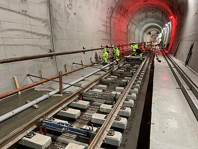 Amberg Engineering - Untertagbau - Spezialtiefbau - Tunnelbau - Ingenieurbau - Metro - Bahn - Strasse - Versorgungstunnel - Unterirdische Räume - Bauwerkserhaltung - Planung - Design - Statik - Projektmanagement - Geotechnik - BIM - Aerodynamik - Lüftung - Risiko Sicherheitsmanagement - Referenzen - Projekte - Gotthard Basistunnel - Brenner Basistunnel - Albula Tunnel - Metro Bukarest - Flughafen Montreal - Chip Fabrik - Versuchsstollen - Hochgeschwindigkeitszug - Versorgungseinrichtungen - Nuklearer Abfall - Amberg Engineering - Schweiz - Management Team - Marktverantwortliche - Nachhaltigkeit - Fachverbände - Karriere - Jobs - News - Events - Company Engineering - Underground construction - Specialist deep construction - Tunneling - Civil engineering - Metro - Railway - Road - Utility tunnel - Subterranean spaces - Structural maintenance - Planning - Design - Statics - Project management - Geotechnics - BIM - Aerodynamics - Ventilation - Risk & Safety Management - References - Projects - Gotthard Base Tunnel - Brenner Base Tunnel - Albula Tunnel - Bucharest Metro - Montreal Airport - Underground chip factory - Test gallery - High-speed train - Utility facilities - Nuclear waste - Amberg Engineering - Switzerland - Management Team - Market Managers - Sustainability - Associations - Careers - Jobs - News - Events