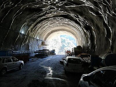 Amberg Engineering - Untertagbau - Spezialtiefbau - Tunnelbau - Ingenieurbau - Metro - Bahn - Strasse - Versorgungstunnel - Unterirdische Räume - Bauwerkserhaltung - Planung - Design - Statik - Projektmanagement - Geotechnik - BIM - Aerodynamik - Lüftung - Risiko Sicherheitsmanagement - Referenzen - Projekte - Gotthard Basistunnel - Brenner Basistunnel - Albula Tunnel - Metro Bukarest - Flughafen Montreal - Chip Fabrik - Versuchsstollen - Hochgeschwindigkeitszug - Versorgungseinrichtungen - Nuklearer Abfall - Amberg Engineering - Schweiz - Management Team - Marktverantwortliche - Nachhaltigkeit - Fachverbände - Karriere - Jobs - News - Events - Company Engineering - Underground construction - Specialist deep construction - Tunneling - Civil engineering - Metro - Railway - Road - Utility tunnel - Subterranean spaces - Structural maintenance - Planning - Design - Statics - Project management - Geotechnics - BIM - Aerodynamics - Ventilation - Risk & Safety Management - References - Projects - Gotthard Base Tunnel - Brenner Base Tunnel - Albula Tunnel - Bucharest Metro - Montreal Airport - Underground chip factory - Test gallery - High-speed train - Utility facilities - Nuclear waste - Amberg Engineering - Switzerland - Management Team - Market Managers - Sustainability - Associations - Careers - Jobs - News - Events
